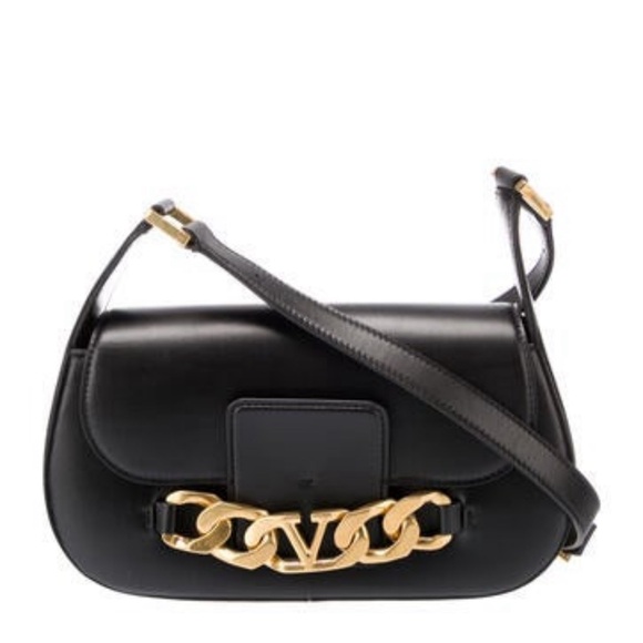 Valentino Garavani 🖤 VLogo leather bag
Authentic 💯 - Picture 2 of 15